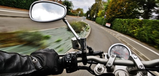 motorbike-1827482_1280